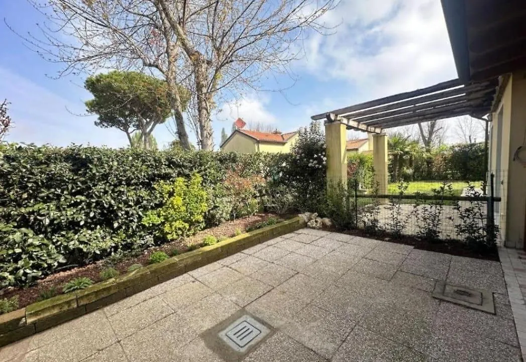 Apartment In Residence With Pool - Jesolo Top Next To Golf Club 0*, Lido di Jesolo Italia