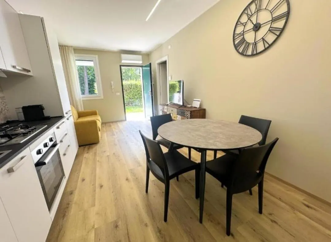 Apartment In Residence With Pool - Jesolo Top Next To Golf Club Italie